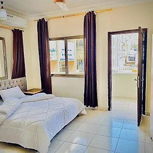  Apartment Huwari Jordan